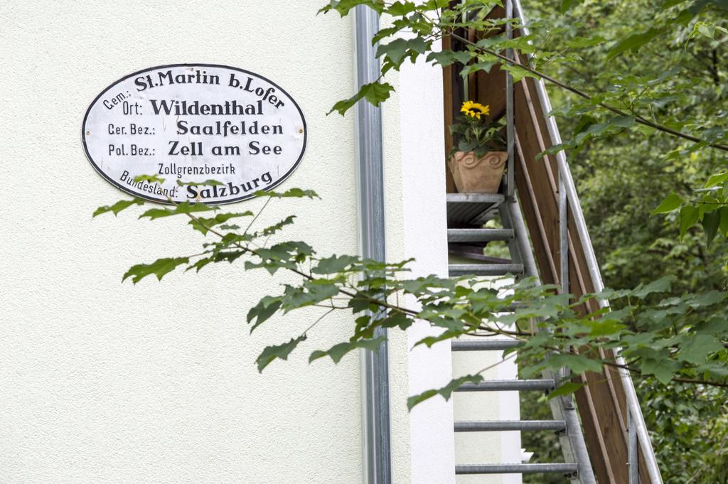 Haus Loferer Lägenhet Sankt Martin bei Lofer Exteriör bild