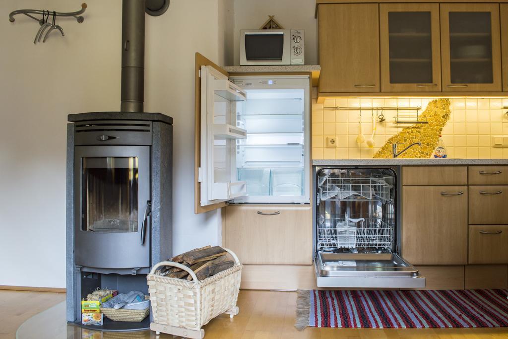 Haus Loferer Lägenhet Sankt Martin bei Lofer Exteriör bild